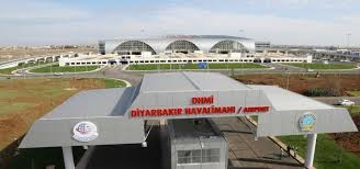 Diyarbakır Flughafen - DIY